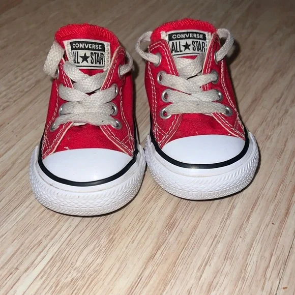 Converse Chuck Taylor All Star Lo Sneaker - Baby / Toddler - Red - Picture 1 of 7